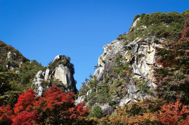 甲府市北部に位置する国の特別名勝・昇仙峡　写真：やまなし観光推進機構