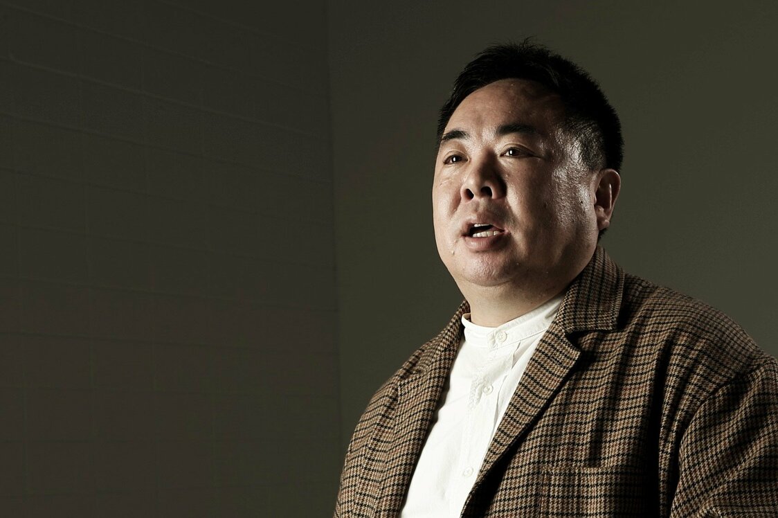 塚地武雅「芝居もコントも“愛されるように”演じたい」 映画『梅切らぬバカ』に自閉症の息子役で出演