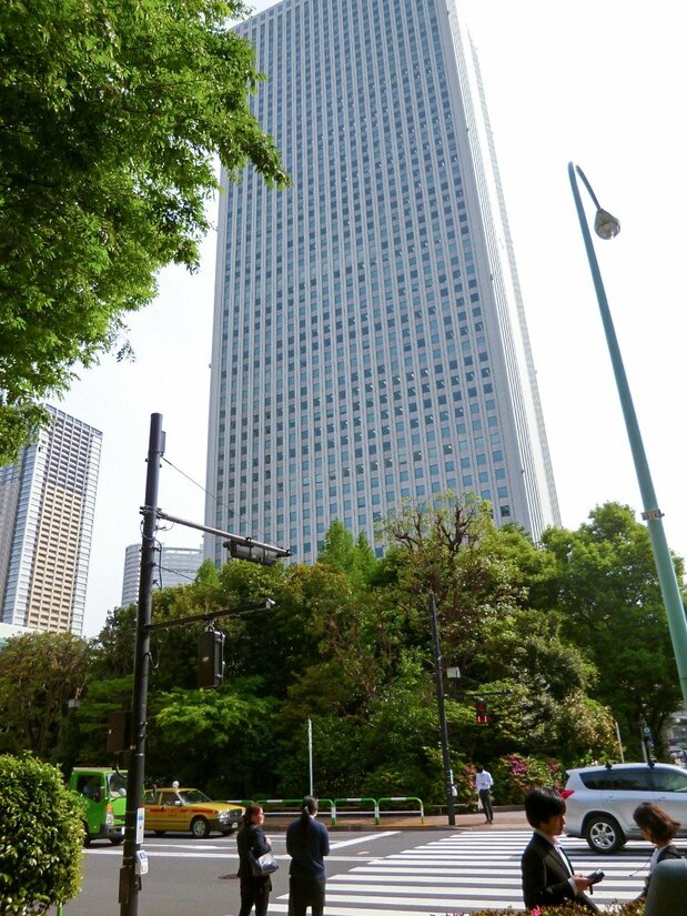 ゾルゲが収容されていた東京拘置所の跡にそびえ立つサンシャイン60