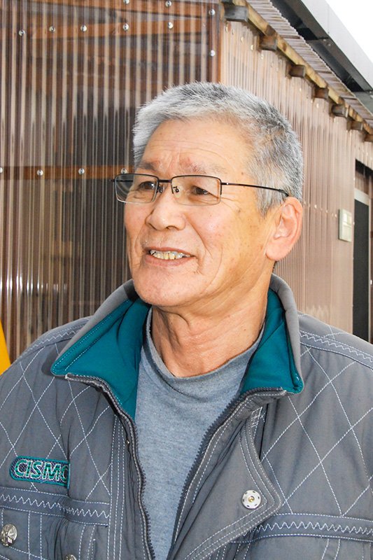 仮設住宅に長男、中学生の孫と3人で暮らす木村悟さんは、今は主に家事を担当。「孫の弁当も作ってあげているよ」