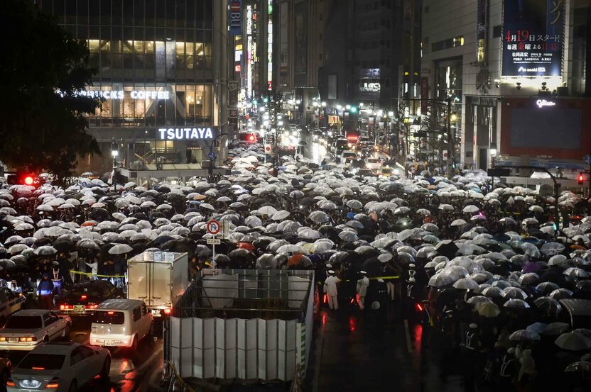 2019年5月1日午前0時00分、渋谷スクランブル交差点